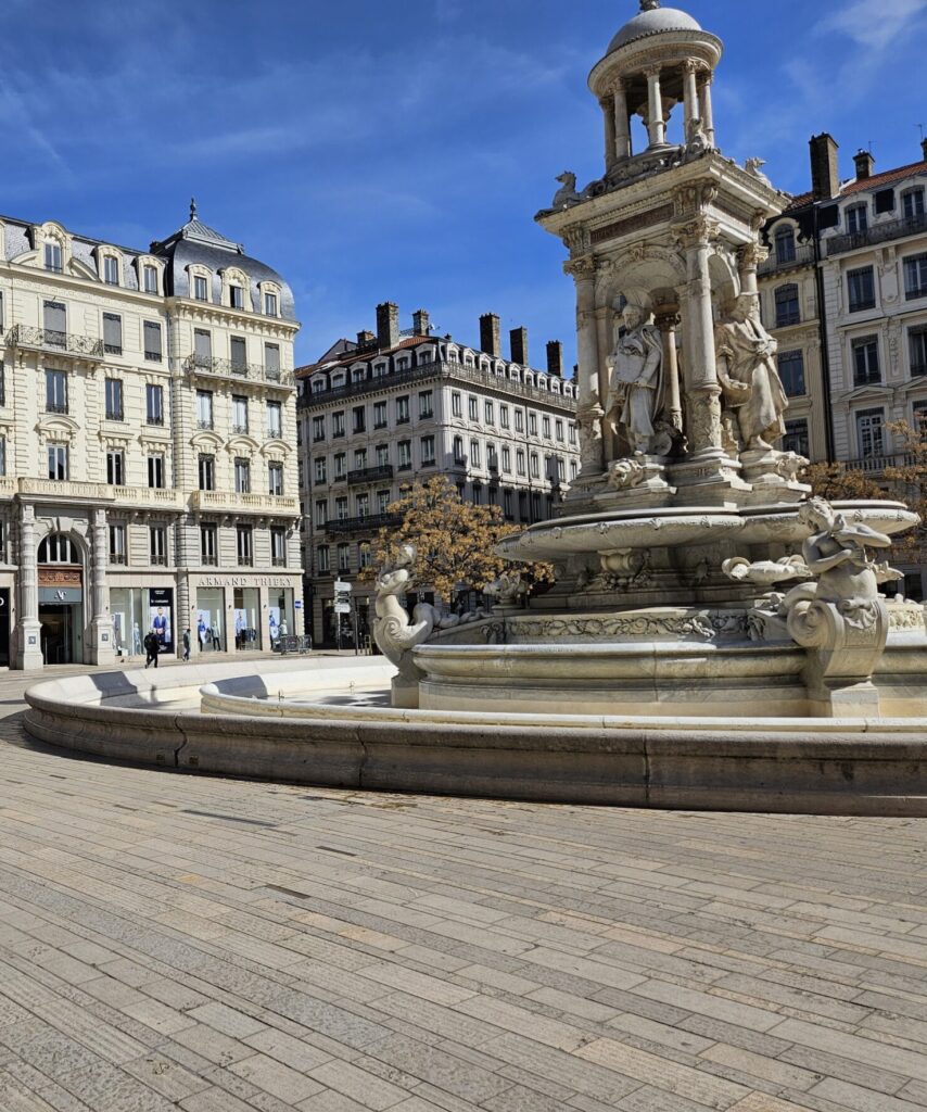 L'une des plus belles place de Lyon